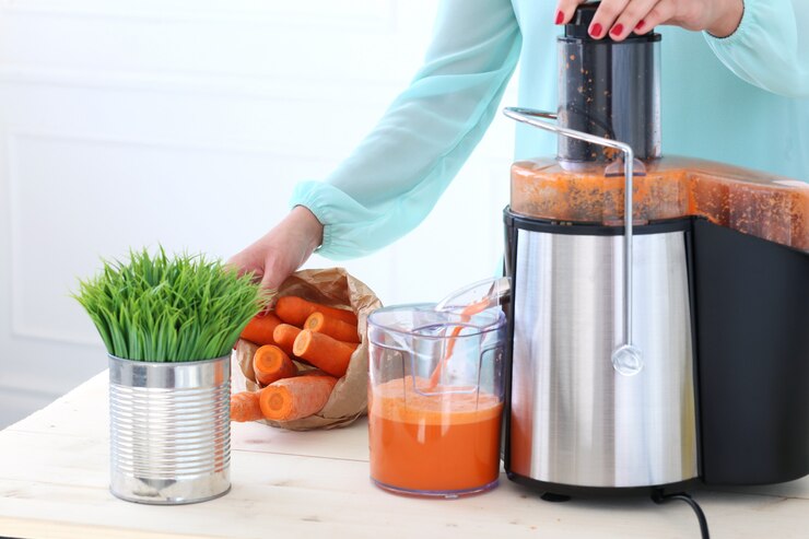 Fresh and Easy: Benefits of Using Rechargeable Juicers for Your Daily Routine